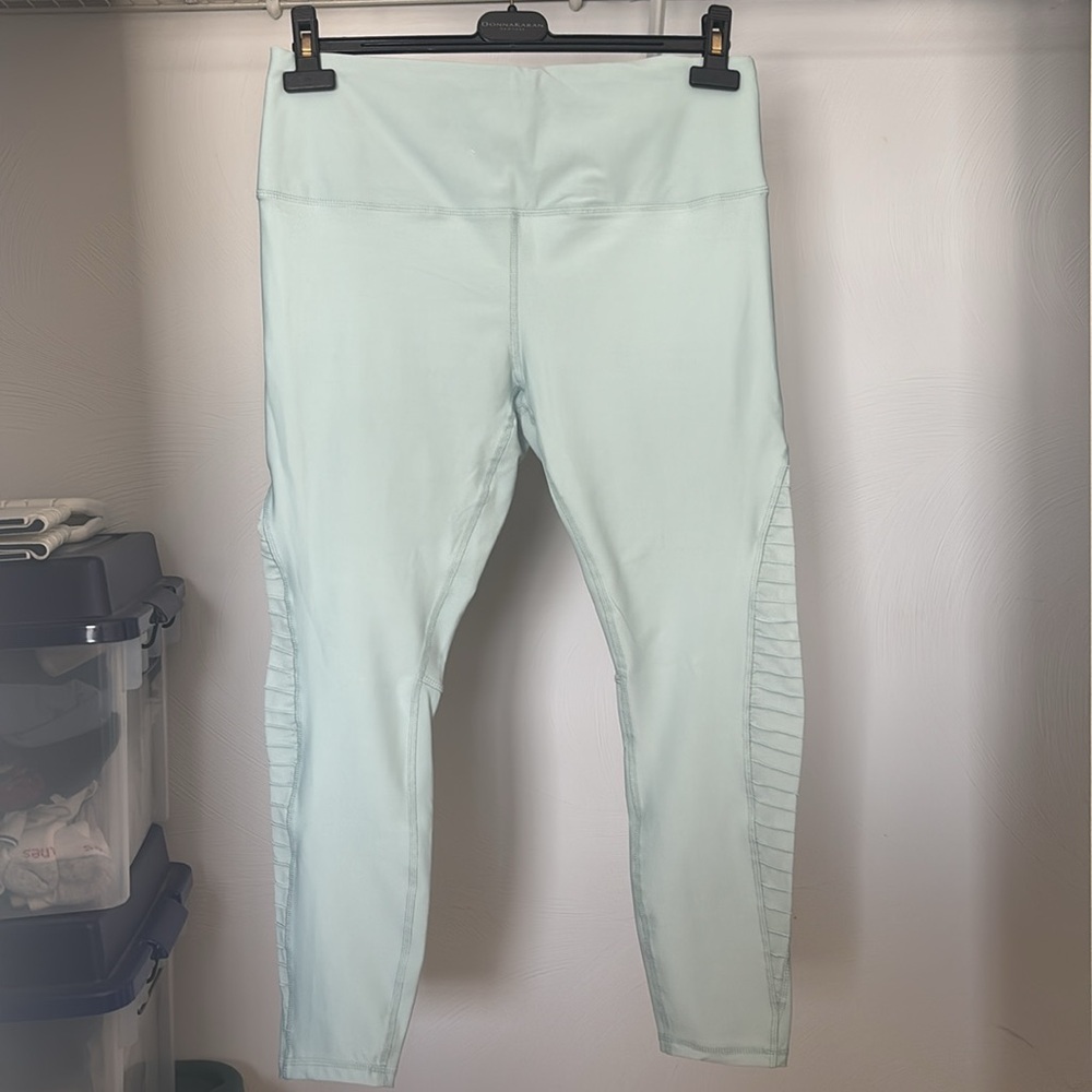 Light blue athletic pants XL
